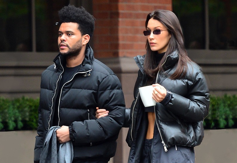 Люди в черном: Белла Хадид и The Weeknd появились на публике в одинаковых образах