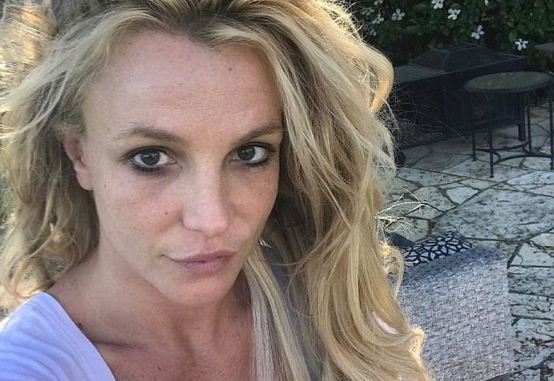 Бритни Спирс снялась в рекламе парфюма