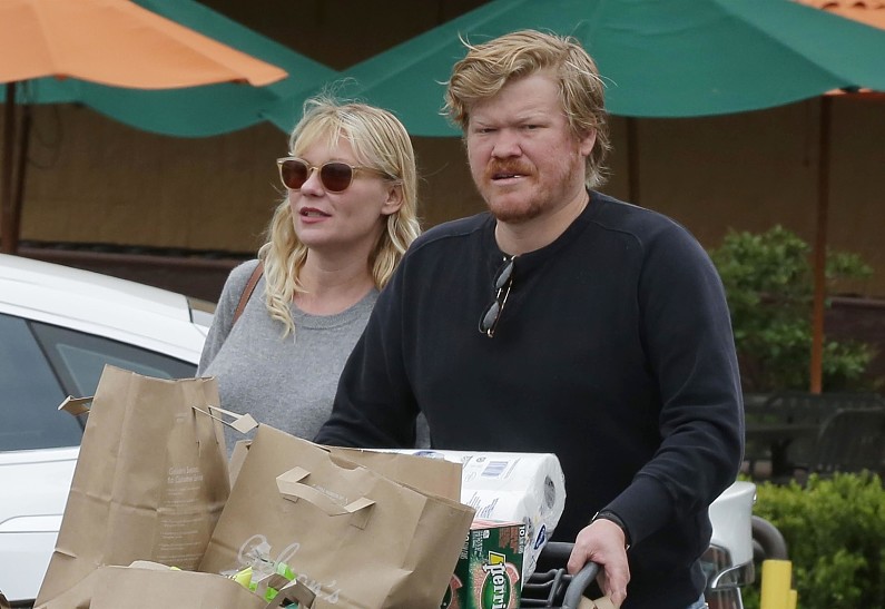 Кирстен Данст и Джесси Племонс стали родителями