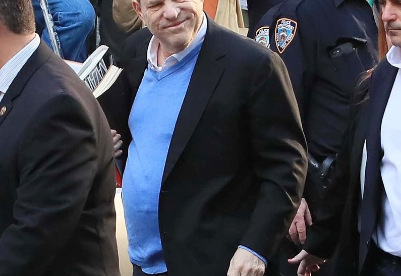 Еще три девушки обвинили Харви Вайнштейна в домогательствах