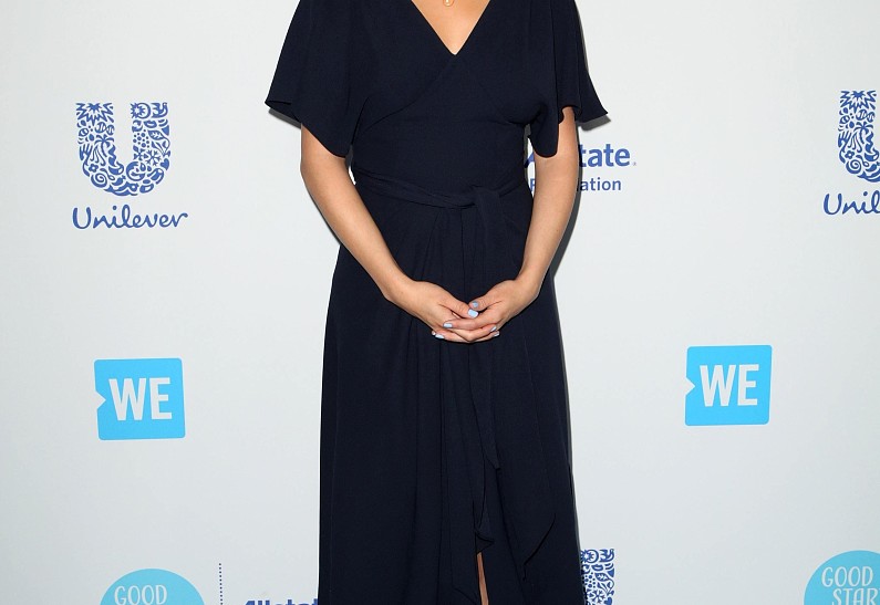 Стало известно, как Селена Гомес отреагировала на новый роман Джастина Бибера