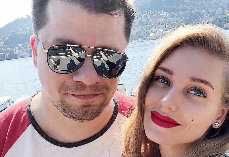 В отпуск! 13 ярких кадров с отдыха Кристины Асмус, Лео Ди Каприо и других звёзд