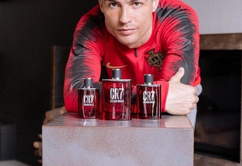 Криштиану Роналду опубликовал новое фото с семьей. Это очень трогательно!