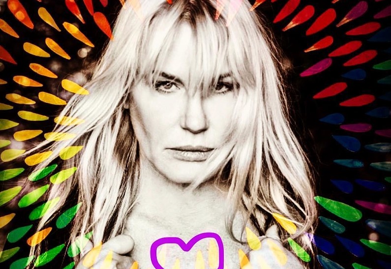 57-летняя звезда картины «Убить Билла» впервые вышла замуж