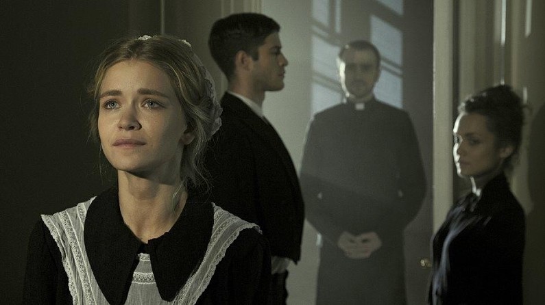 Не новые, но вернувшиеся: 7 необычных спектаклей сентября