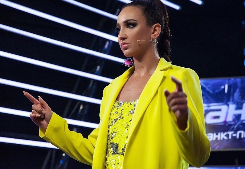 «Сияющая» Ольга Бузова работает над новым хитом в компании Дмитрия Маликова