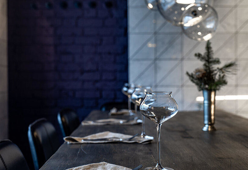 Новое место: JOBS. Food&Wine