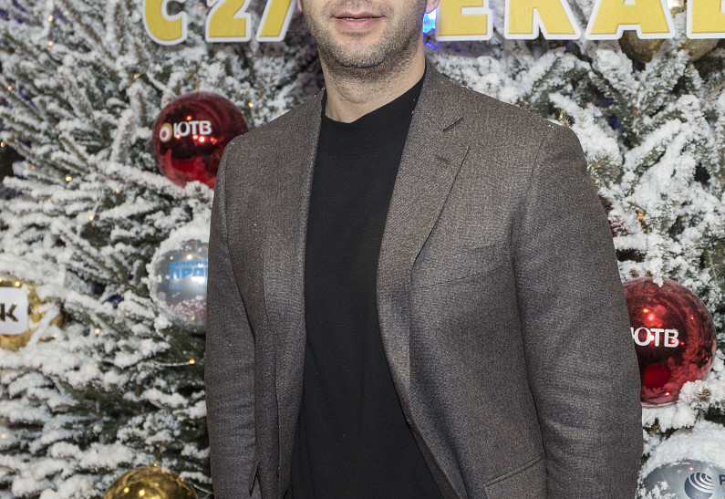 Иван Ургант поделился трогательным снимком подросшей дочери