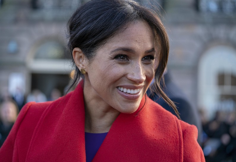 Меган Маркл вышла в свет в платье за две тысячи рублей
