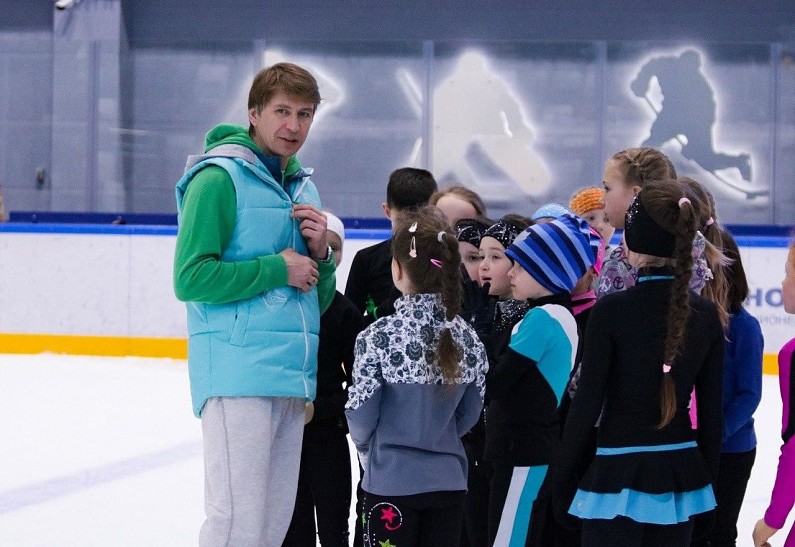 Алексей Ягудин открывает школу фигурного катания в Москве
