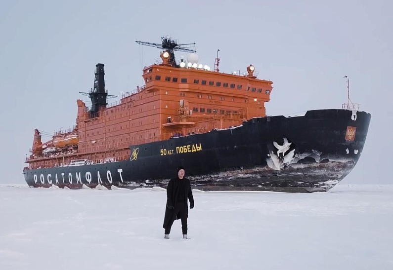 Митя Фомин о путешествии к Северному полюсу и съемках клипа в Арктике: «Выходишь на льдину, и тебя охватывает паника!»