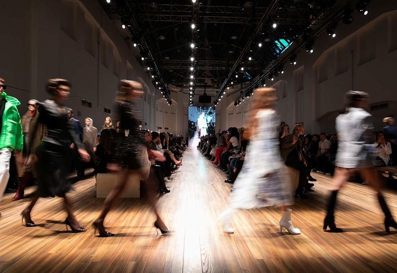 DLT FASHION SHOW осень-зима 19/20: как прошел модный показ в Санкт-Петербурге