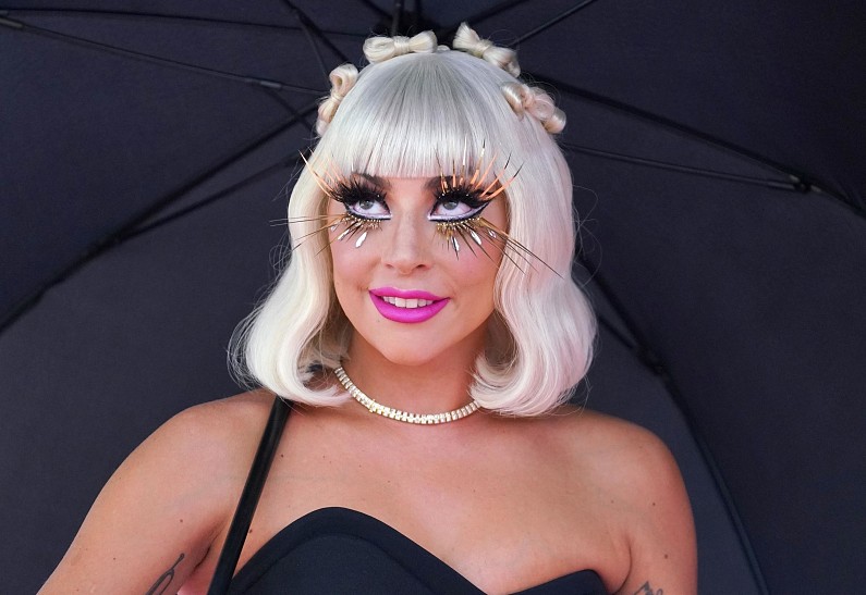 Леди Гага отменила свое шоу из-за болезни