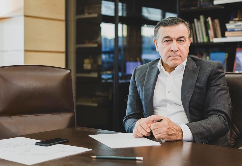 Поздравляем Араза Агаларова с днем рождения!