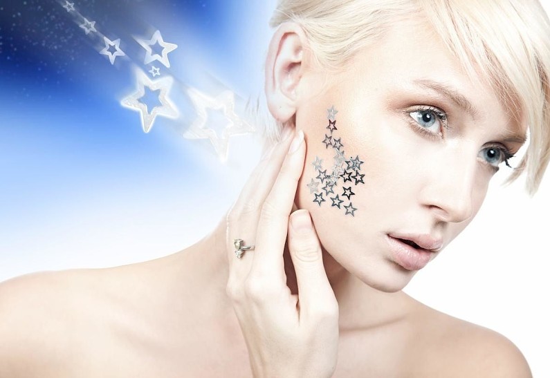 Со спецэффектами: 8 необычных масок для лица