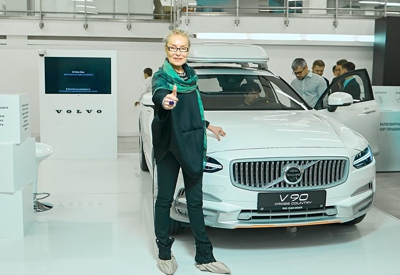 Ольга Свиблова, Надежда Ангарская на вечернем коктейле Volvo Car Russia