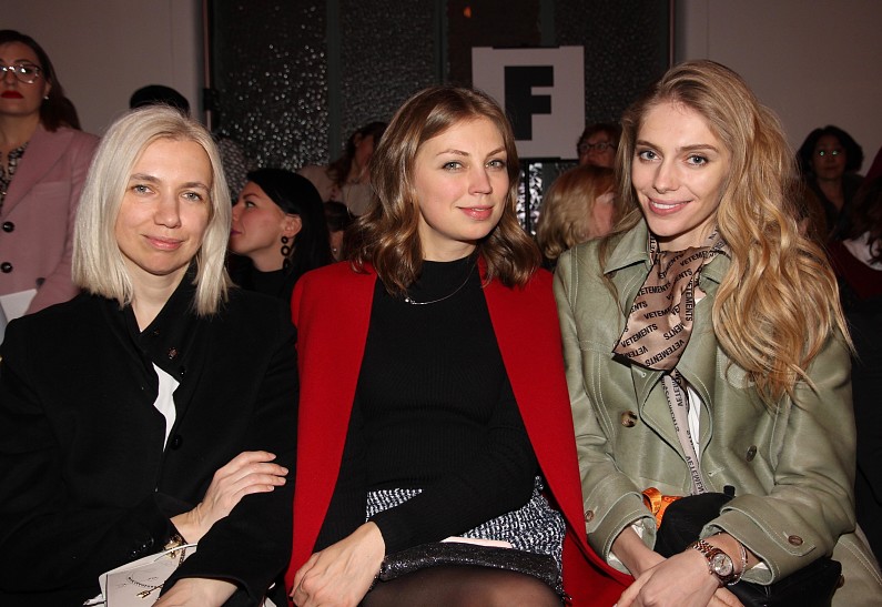 Ясмина Муратович, Надя Миссбах и другие гости показа Braschi в Милане