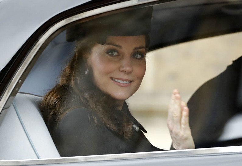 Кейт Миддлтон вернулась в Лондон без Уильяма