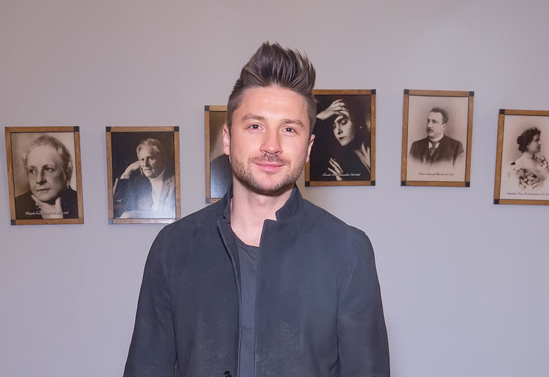Сергей Лазарев, Илзе Лиепа и другие на премьере спектакля «Всегда зовите Долли!»