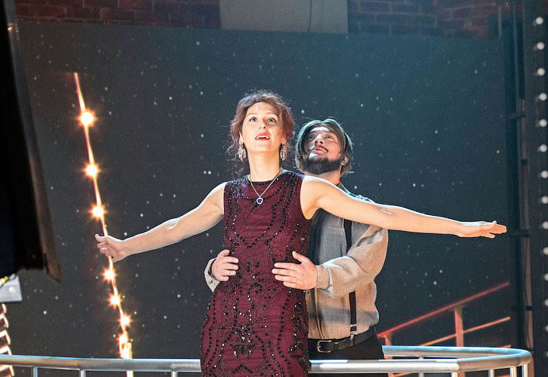 Горбачёва, Галустян и Деревянко заменят голливудских звёзд