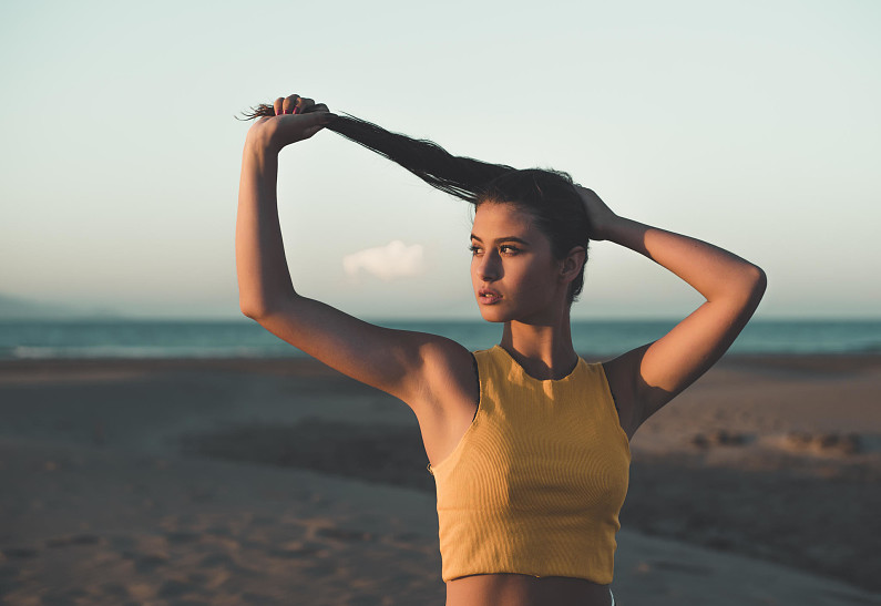 Экспертное мнение: как ухаживать за волосами в жару