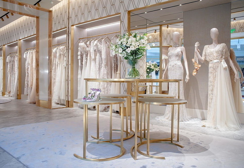 В Петровском Пассаже открылось новое пространство свадебных и вечерних нарядов