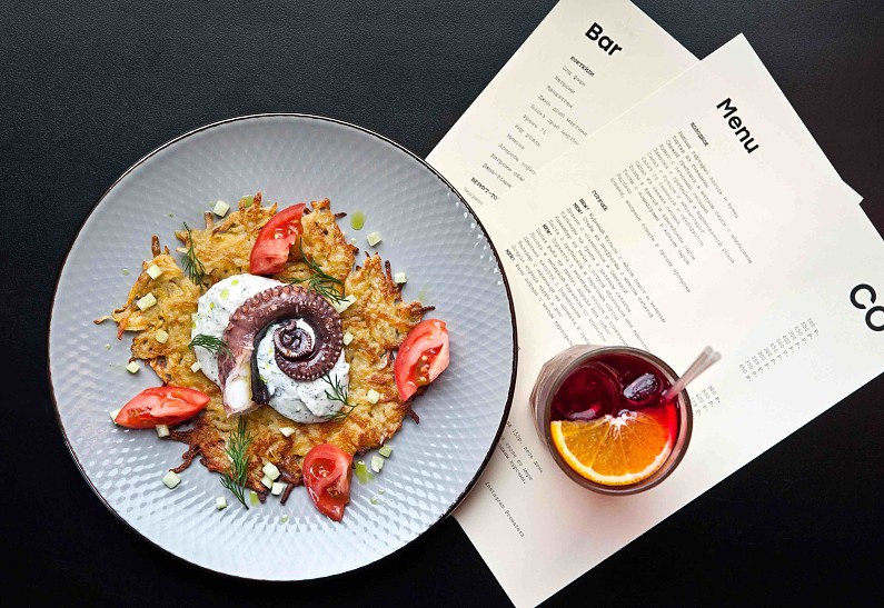 Новое место: кафе и винный бар «Сообщники» с лёгким хулиганским налетом