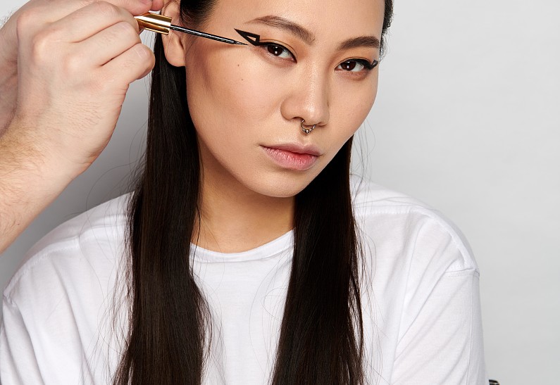 Макияж на музыкальный фестиваль от национального визажиста YSL Beauty