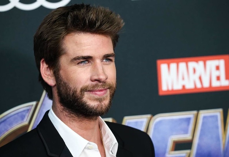 Звезды, которые переодевались прямо в машине