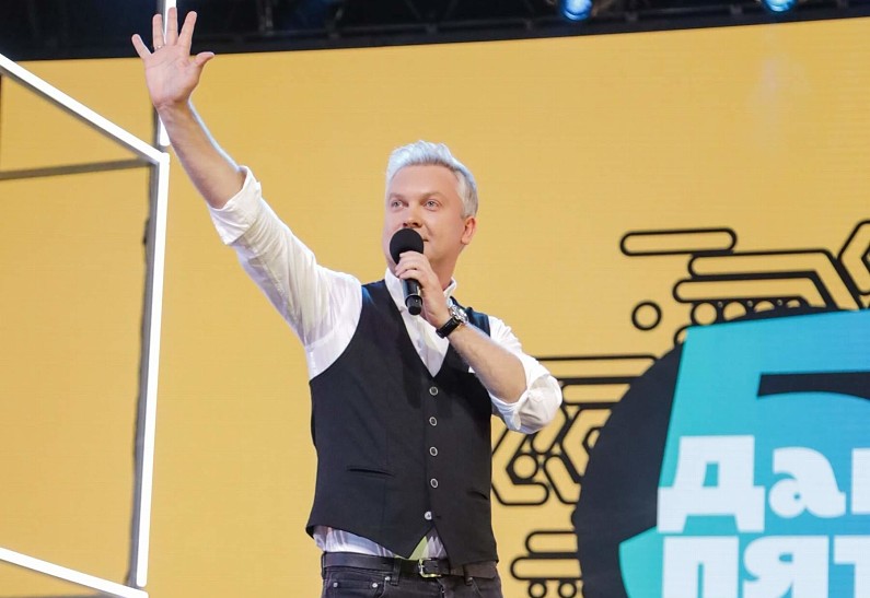 Сергей Светлаков, Глюк`oZа, Агата Муцениеце и другие звезды на премии «Дай пять!»