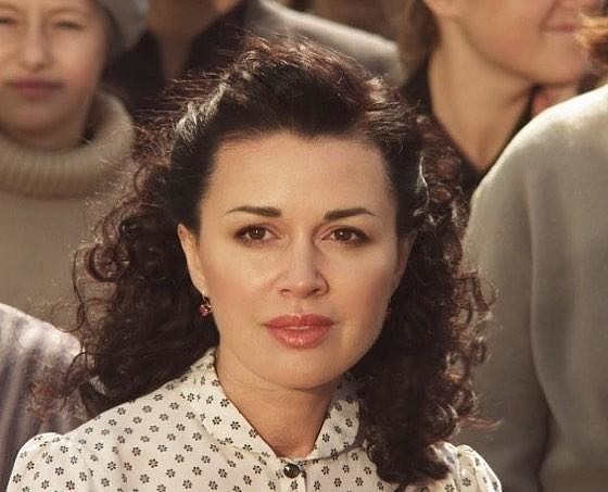 СМИ: директор Анастасии Заворотнюк опроверг информацию о ее госпитализации