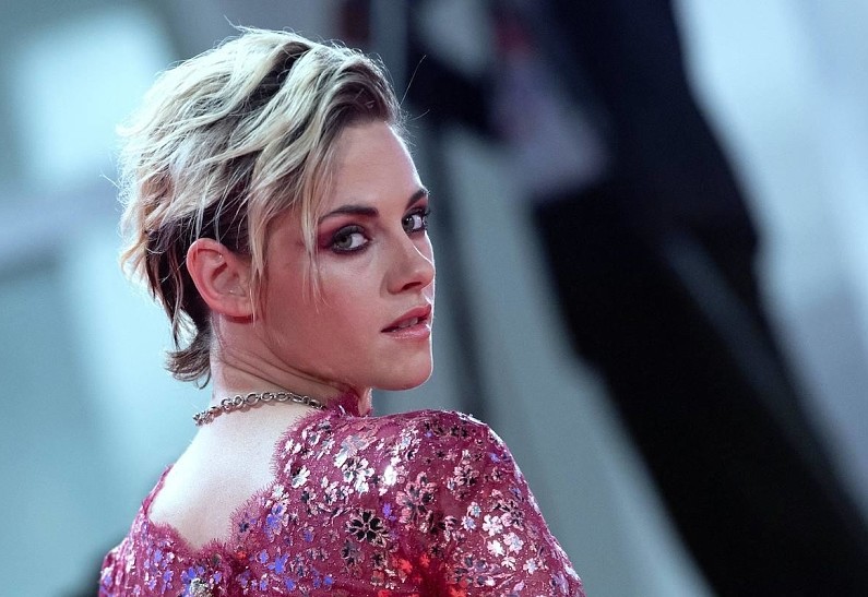 Кристен Стюарт поделилась воспоминаниями о романе с Робертом Паттинсоном