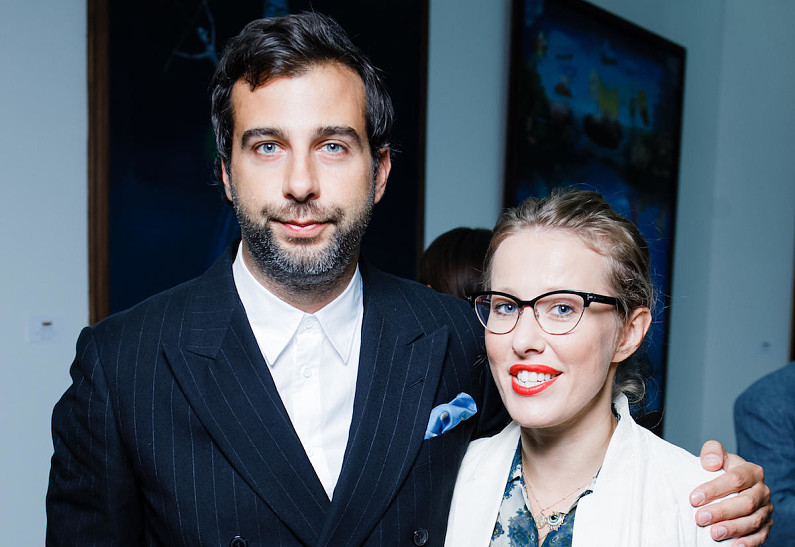 Иван Ургант, Ксения Собчак, Роман Абрамович и другие гости открытия ярмарки Cosmoscow-2019