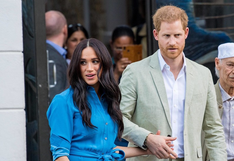 Меган Маркл и принц Гарри подверглись критике британцев из-за подарка сыну