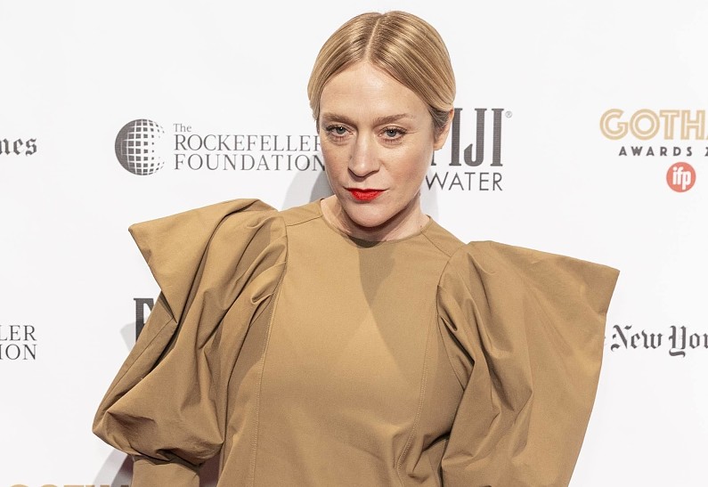 45-летняя Хлоя Севиньи готовится стать мамой