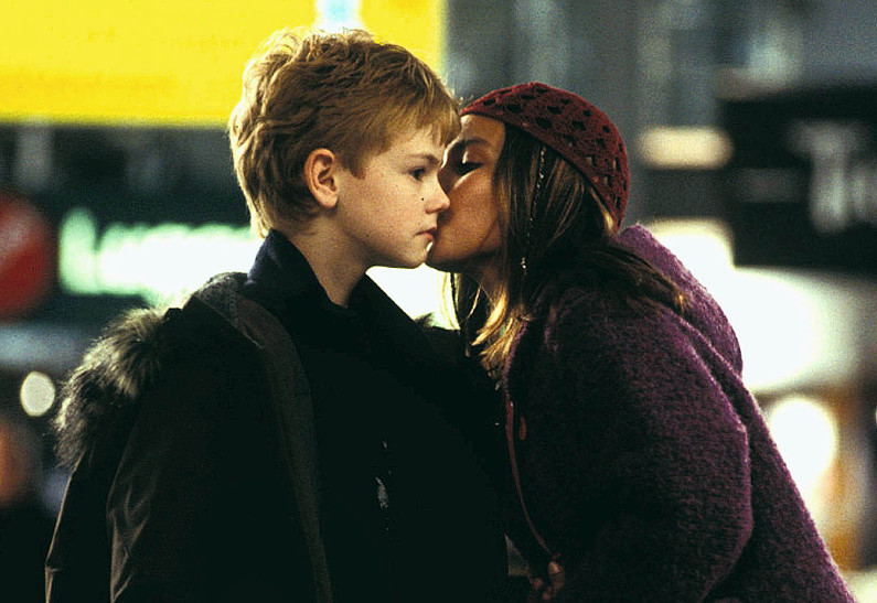 Звезда «Реальной любви» раскритиковала фильм за устаревшие представления о женщинах