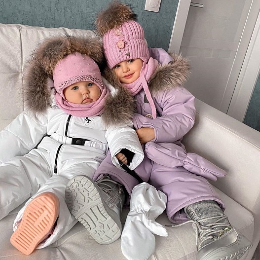 Ева и Милана Тарасовы