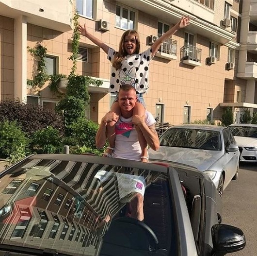 Дмитрий Тарасов с дочерью Ангелиной
