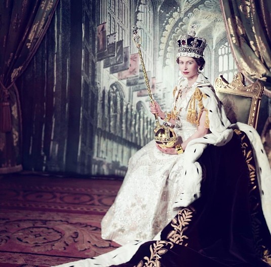 Королева Елизавета