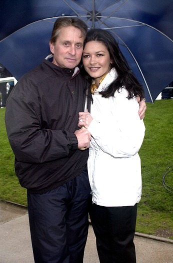 Майкл Дуглас и Кэтрин Зета-Джонс, 2000