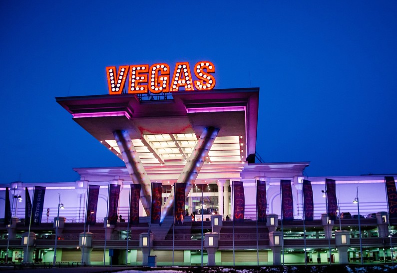 Black Friday: VEGAS дарит подарки каждому Black Friday: VEGAS дарит подарки каждому