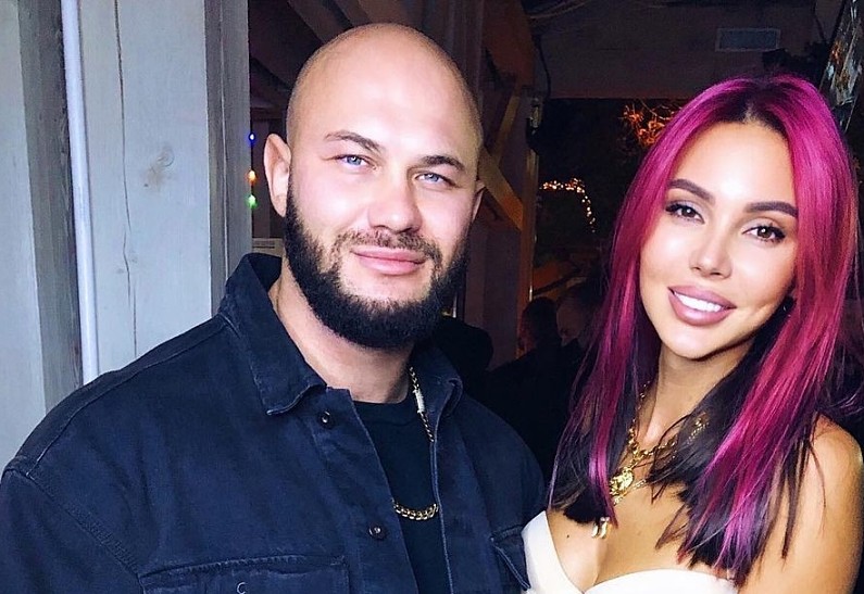 Оксана Самойлова и Джиган красиво отметили восемь лет со дня свадьбы. Фото и видео!