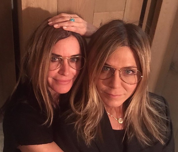 Кортни Кокс и Дженнифер Энистон