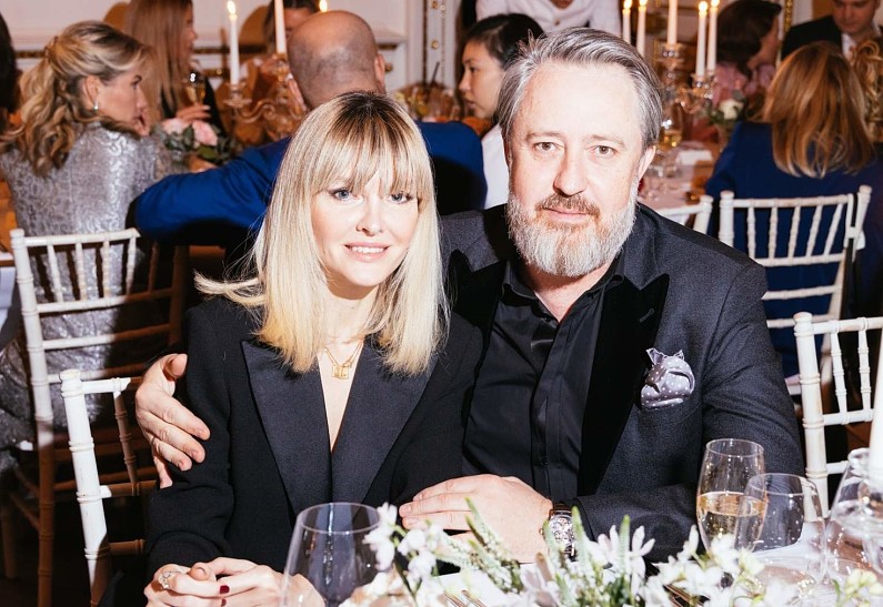 Сергей и Елена Лесс и другие гости ужина «Признания в любви»