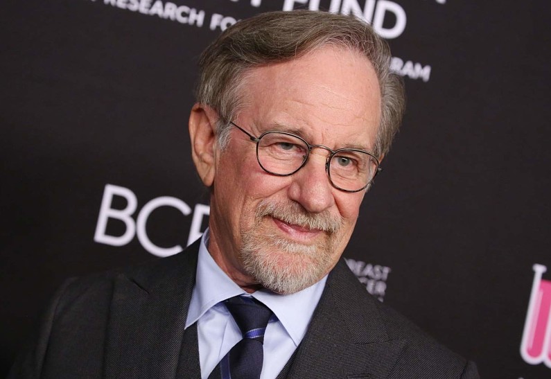 Дочь Стивена Спилберга снимается в порнофильмах