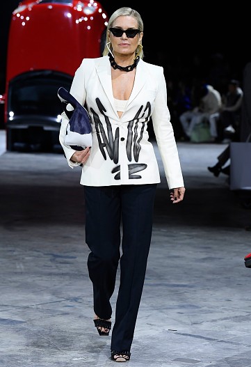 Йоланда Хадид