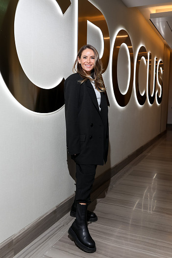 Айза Анохина