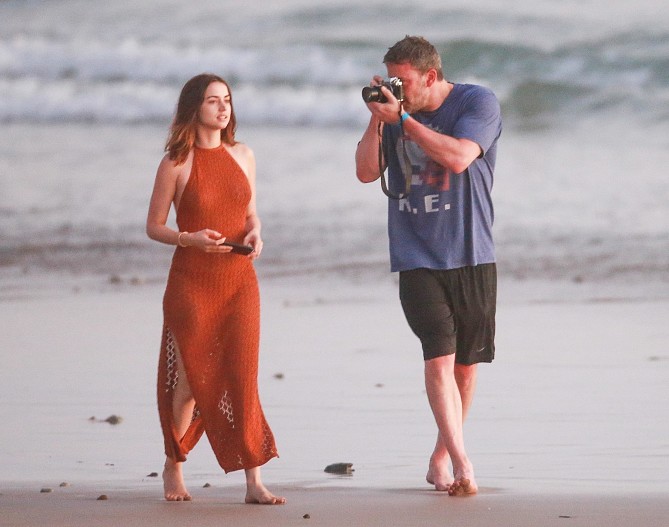 Ана де Армас и Бен Аффлек