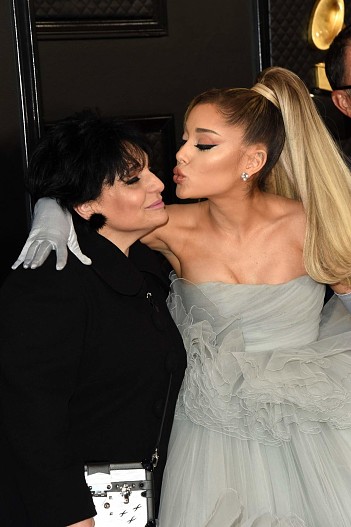 Ариана Гранде с мамой