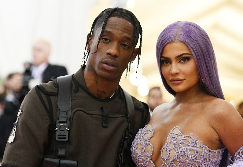 10-летний племянник Кайли Дженнер проболтался о ее воссоединении с Трэвисом Скоттом